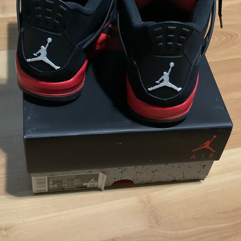 Jordan 4 Red Thunder - Picture 3 of 8
